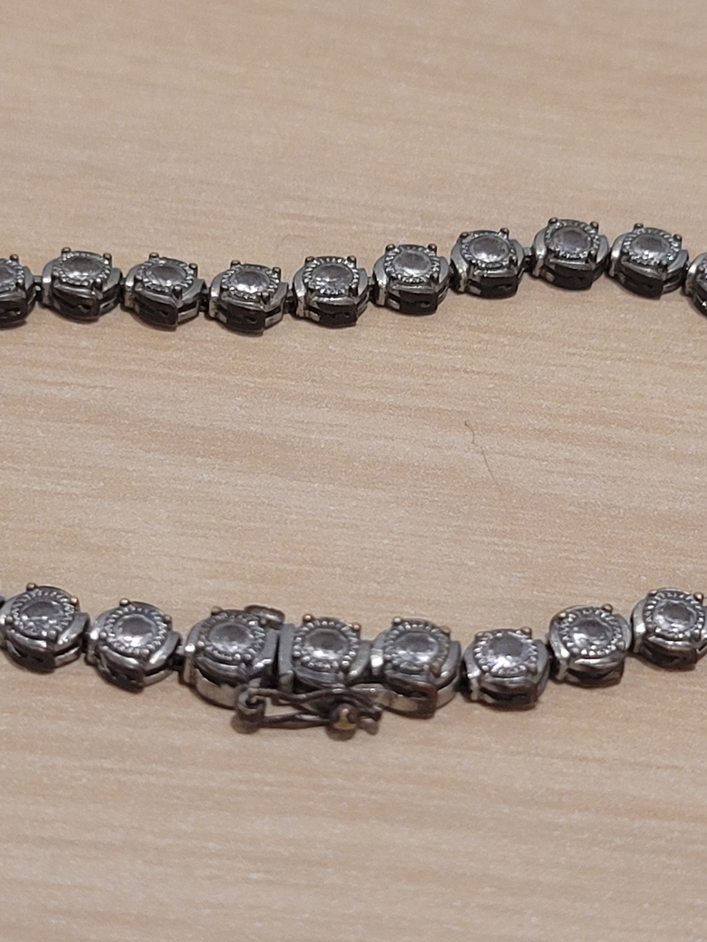Vintage 90s White Diamantie Tennis Bracelet Unmarked/non Magnetic Could Be Strlg - Picture 13 of 16